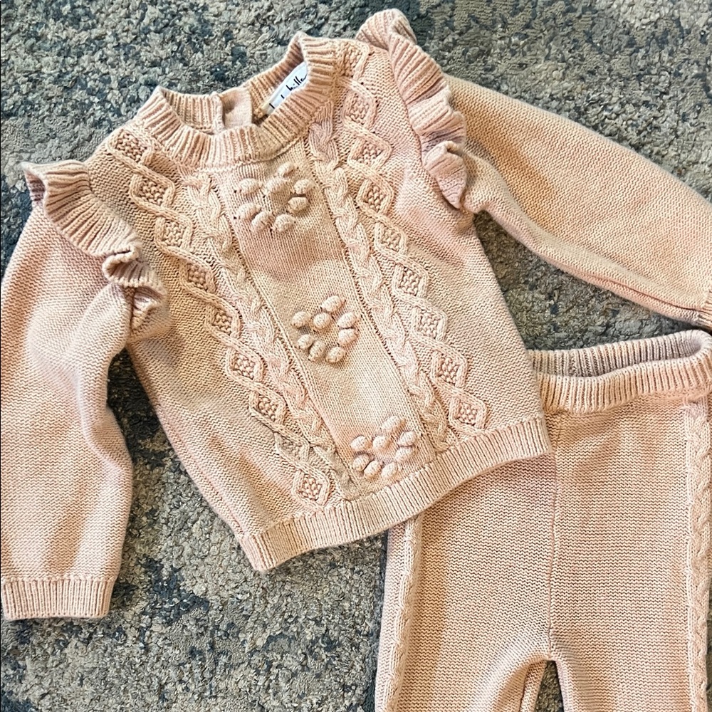 Nicole Miller Pink Matching Sweater Set - Picture 2 of 10